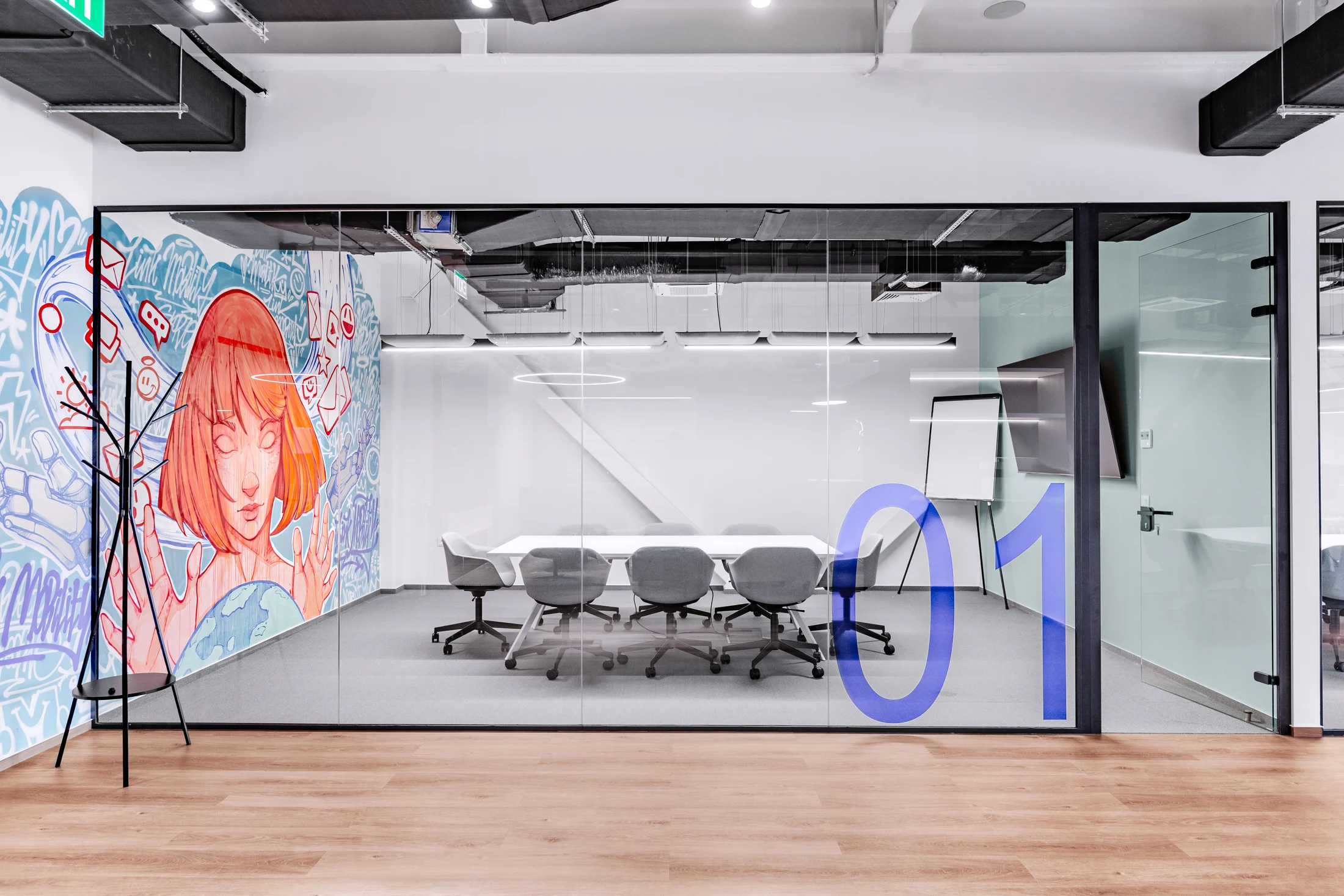 Link Mobility — full-width view 4