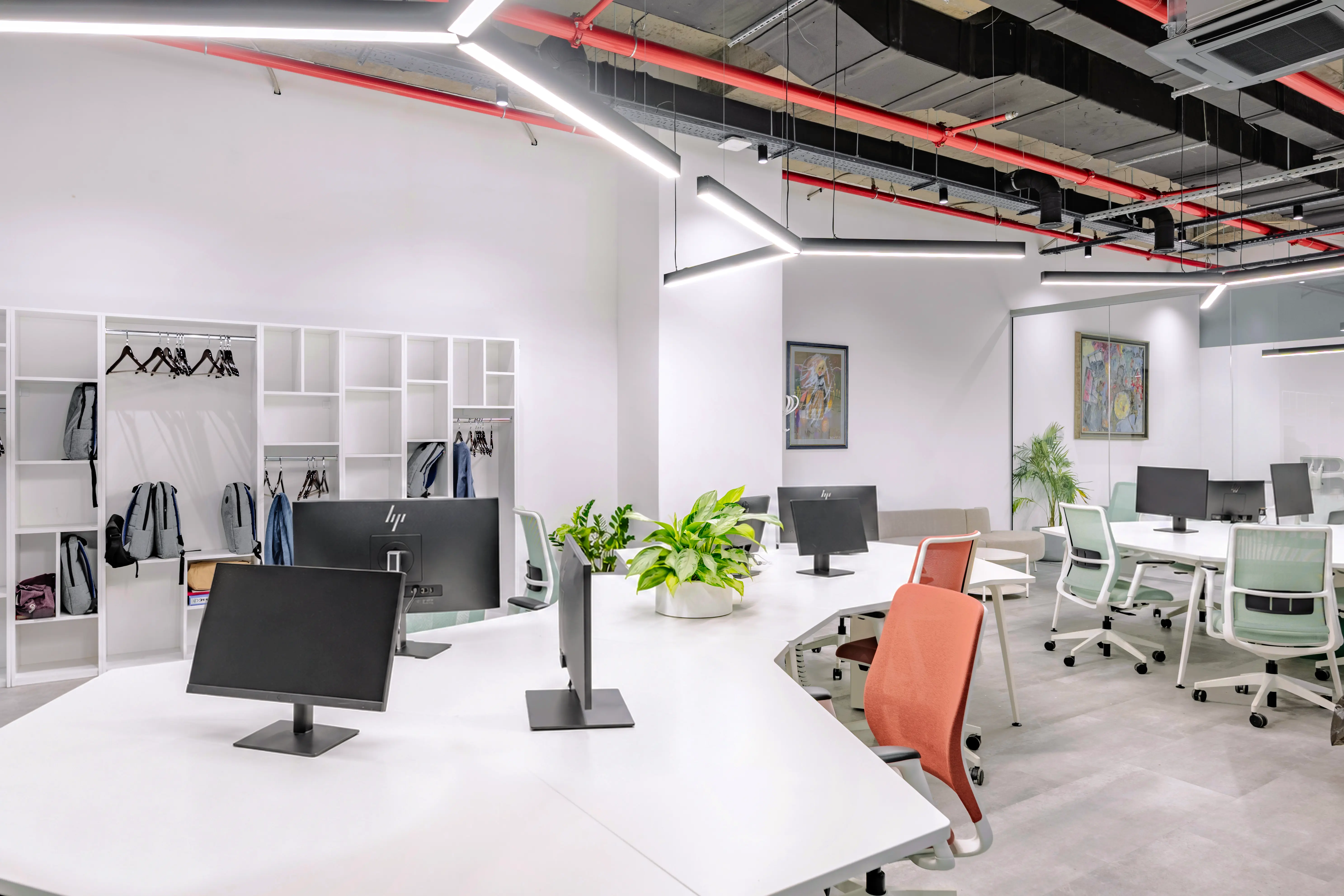 M Bank — full-width view 4