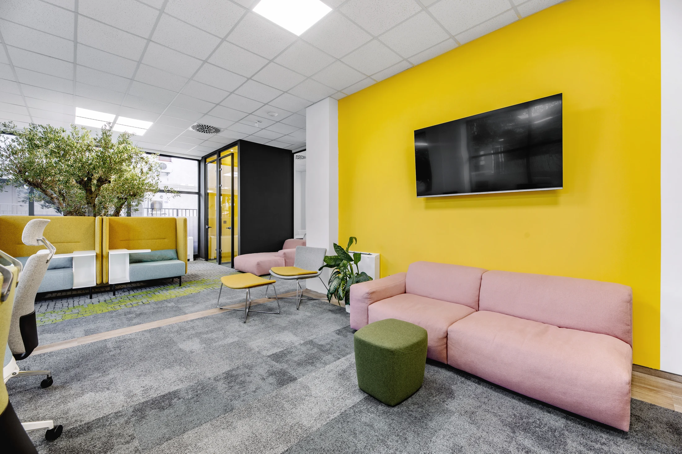 Property One Co-Work — gallery image 3