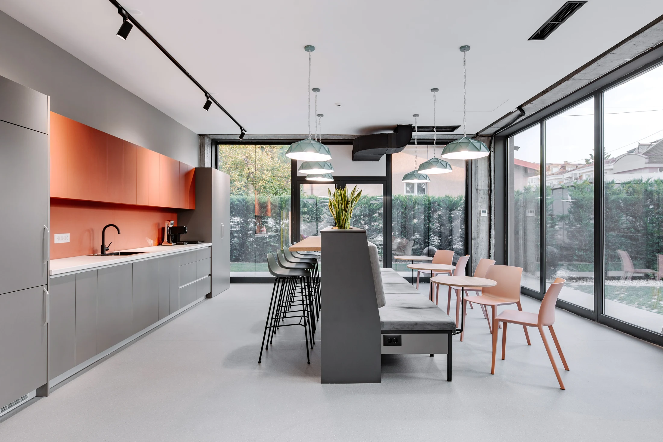 Qih London — view 1