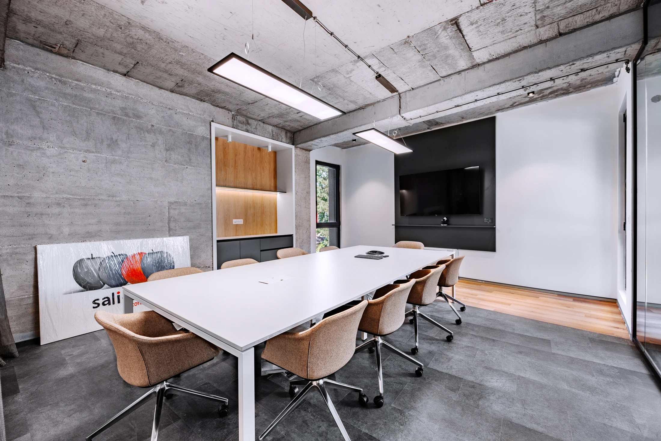 Salience — full-width view 1